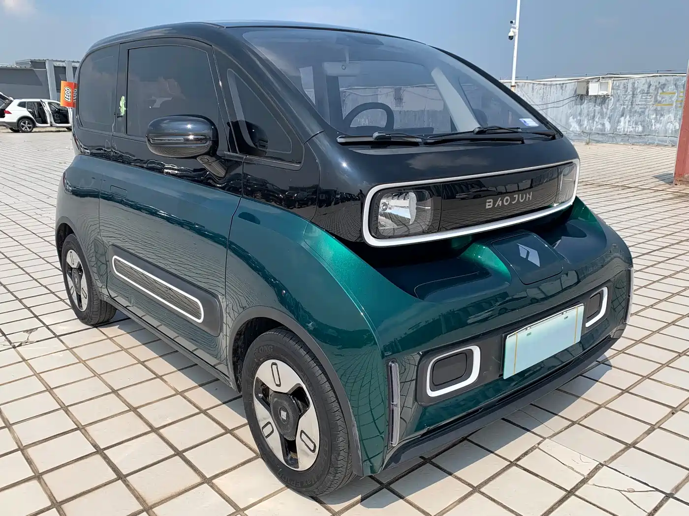 Baojun KiWi EV 2022 2022 Artist Lite Edition LFP