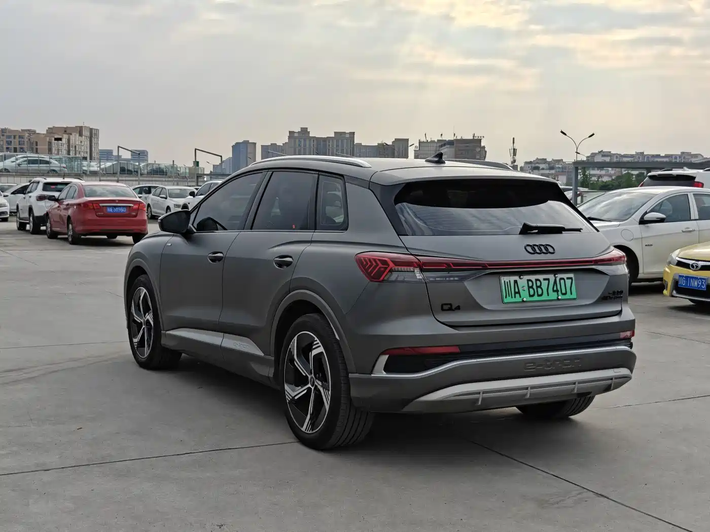 Audi Q4 e-tron 2023 40 e-tron Innovation Edition фото 6