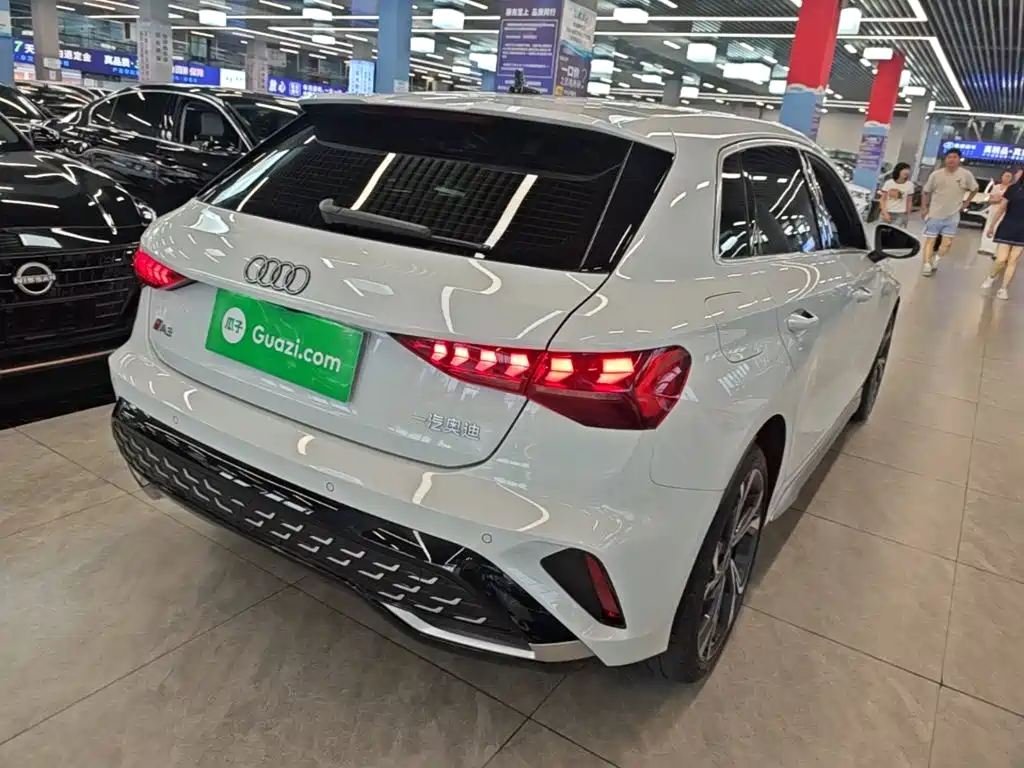 Audi A3 2025 2025 Sportback 35TFSI Flying Premium