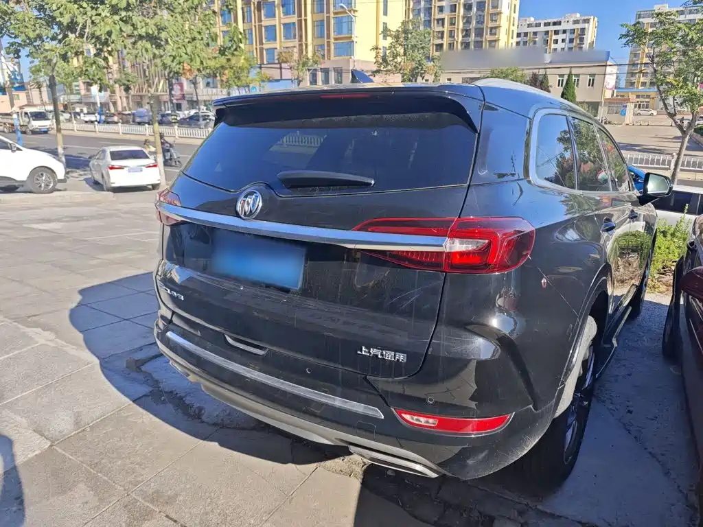 Buick Enclave 2023 2022 652T 2WD Premium 7-Seater