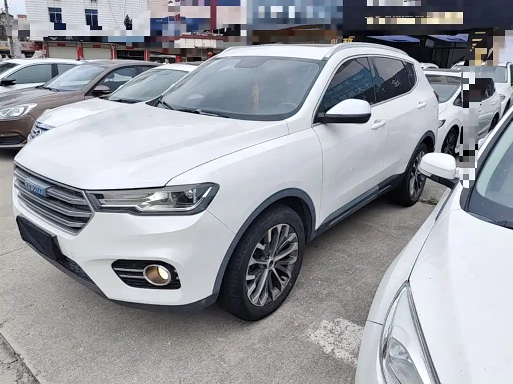 Photo 1 - Haval H6