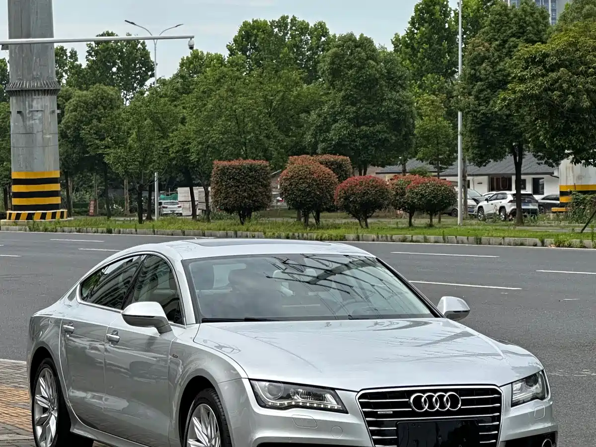Audi A7 2012 2012 3.0TFSI quattro Luxury Model