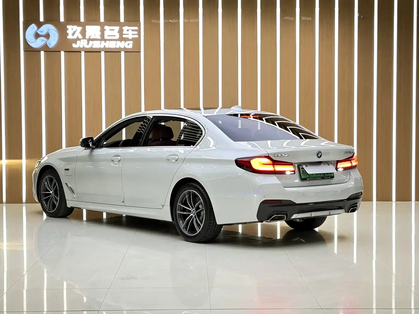 BMW 5 Series New Energy 2022 Facelift II 535Le Pioneer Edition M Sport Package фото 20