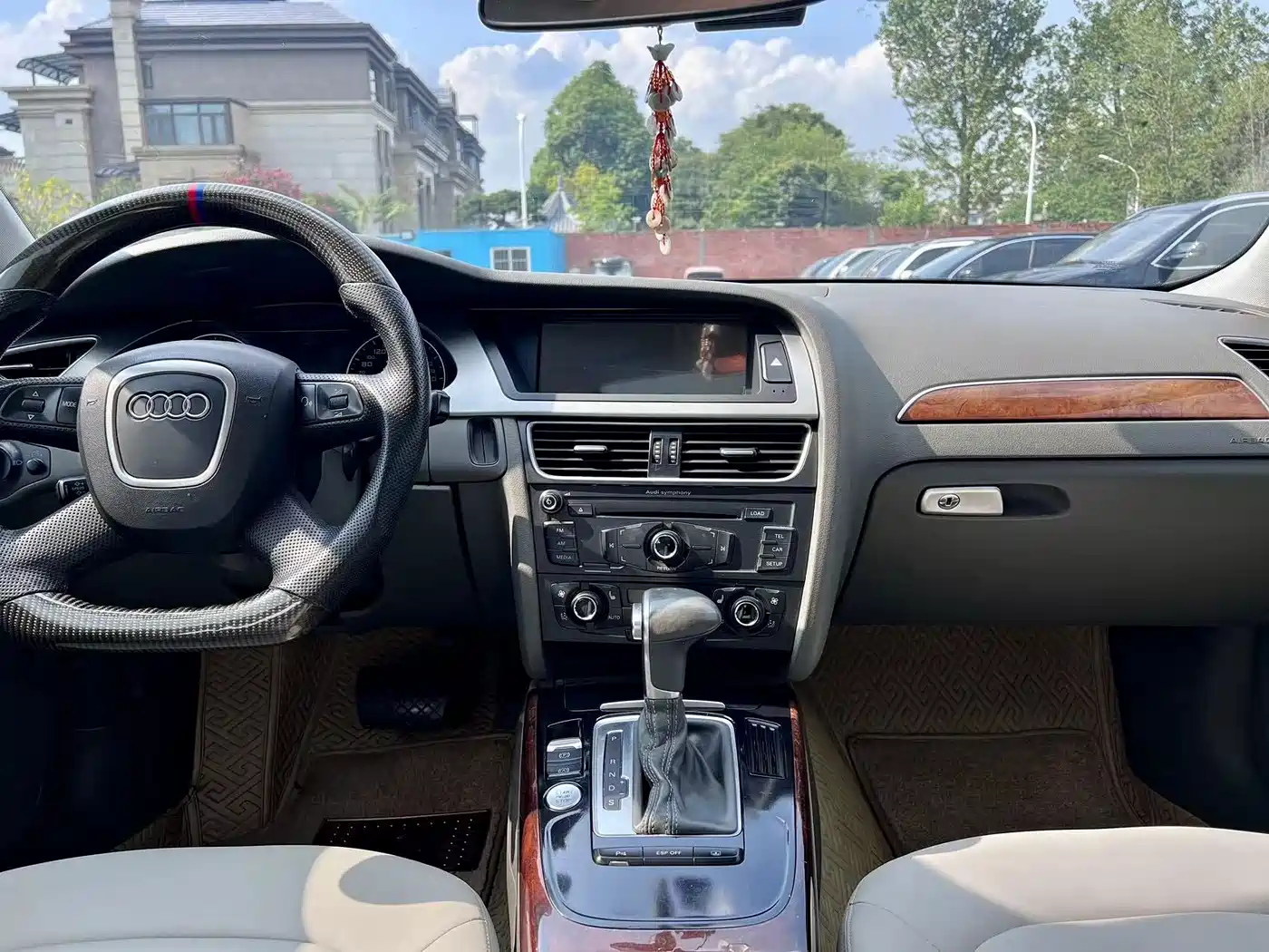 Audi A4L 2009 2010 2.0 TFSI Standard