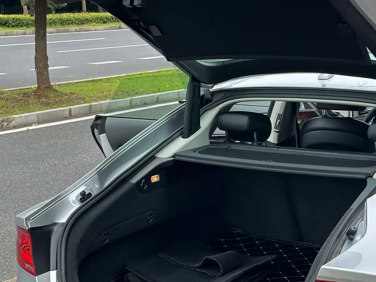 Audi A7 2012 2012 3.0TFSI quattro Luxury Model