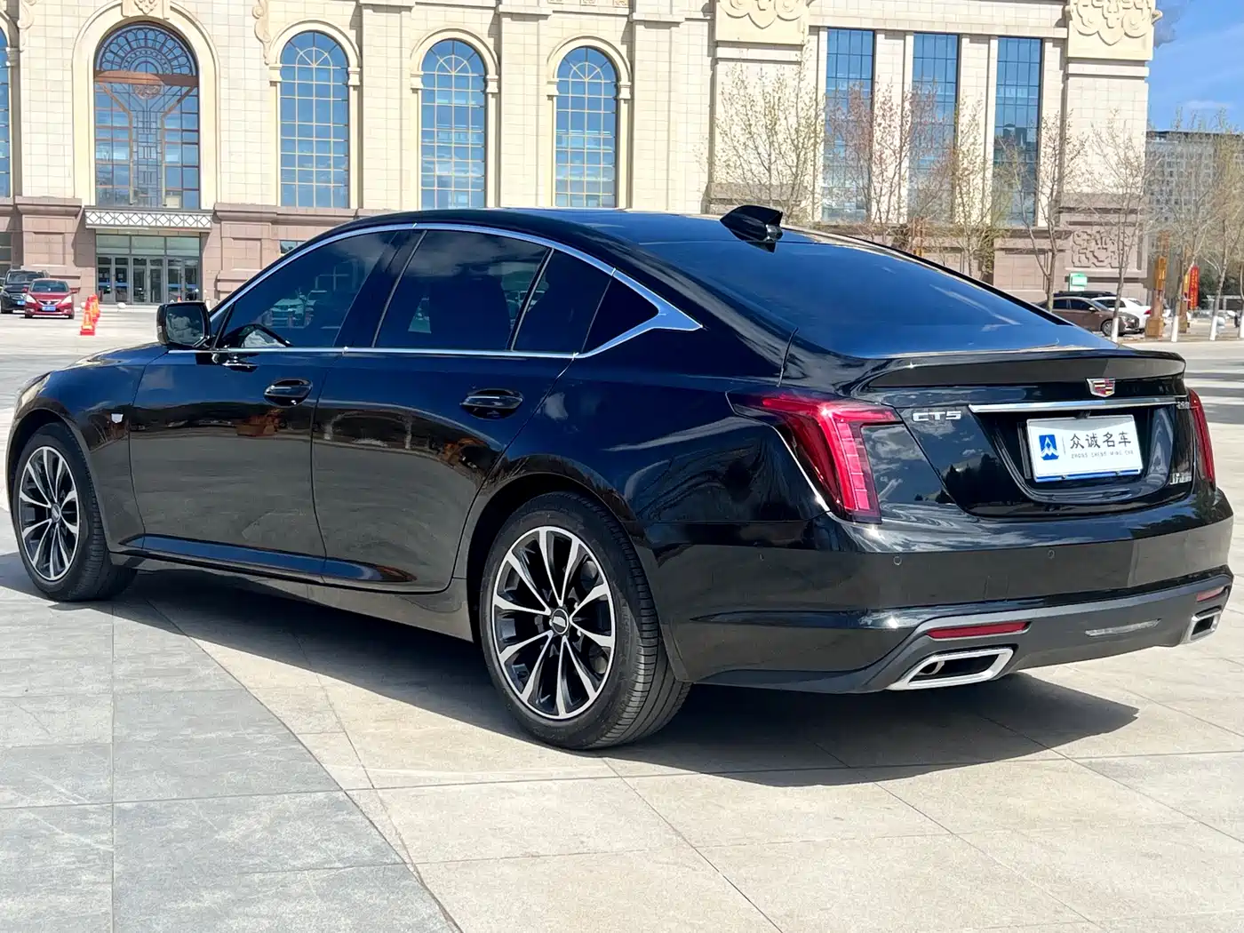 Cadillac CT5 2025 Model 28T Urban Sport Edition фото 7