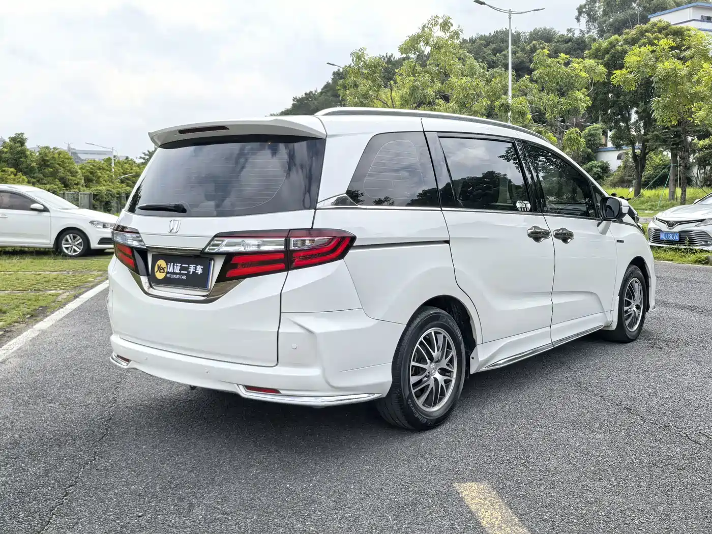 Фото 6 - Honda Odyssey