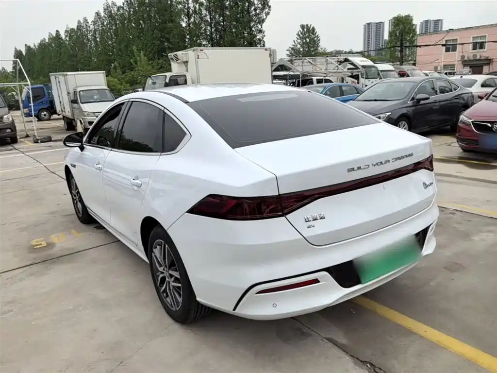 BYD Qin PLUS 2024 Glory Edition EV 420KM Leading фото 5