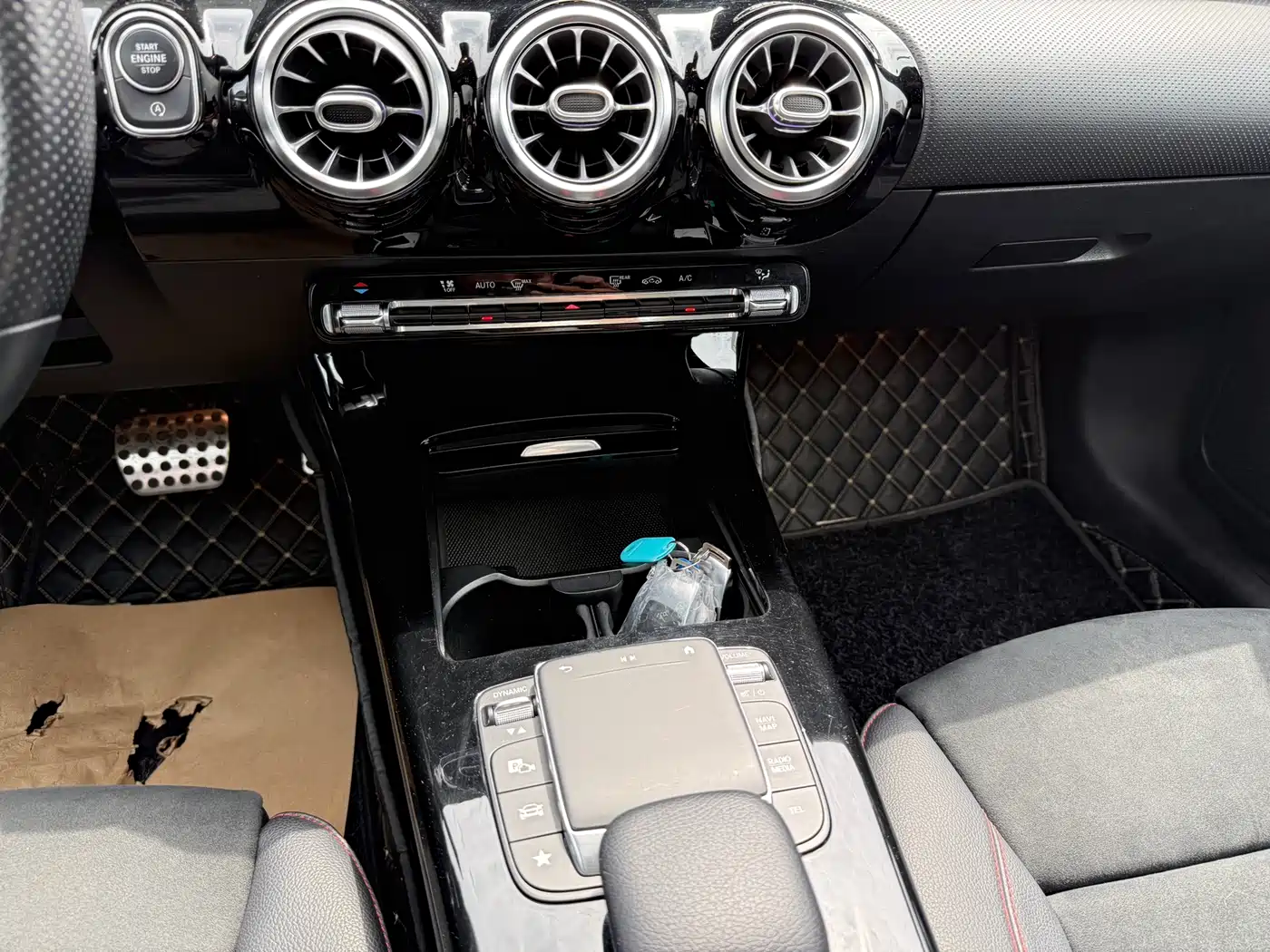 Mercedes-Benz CLA (Import) 2021 CLA 200 фото 10