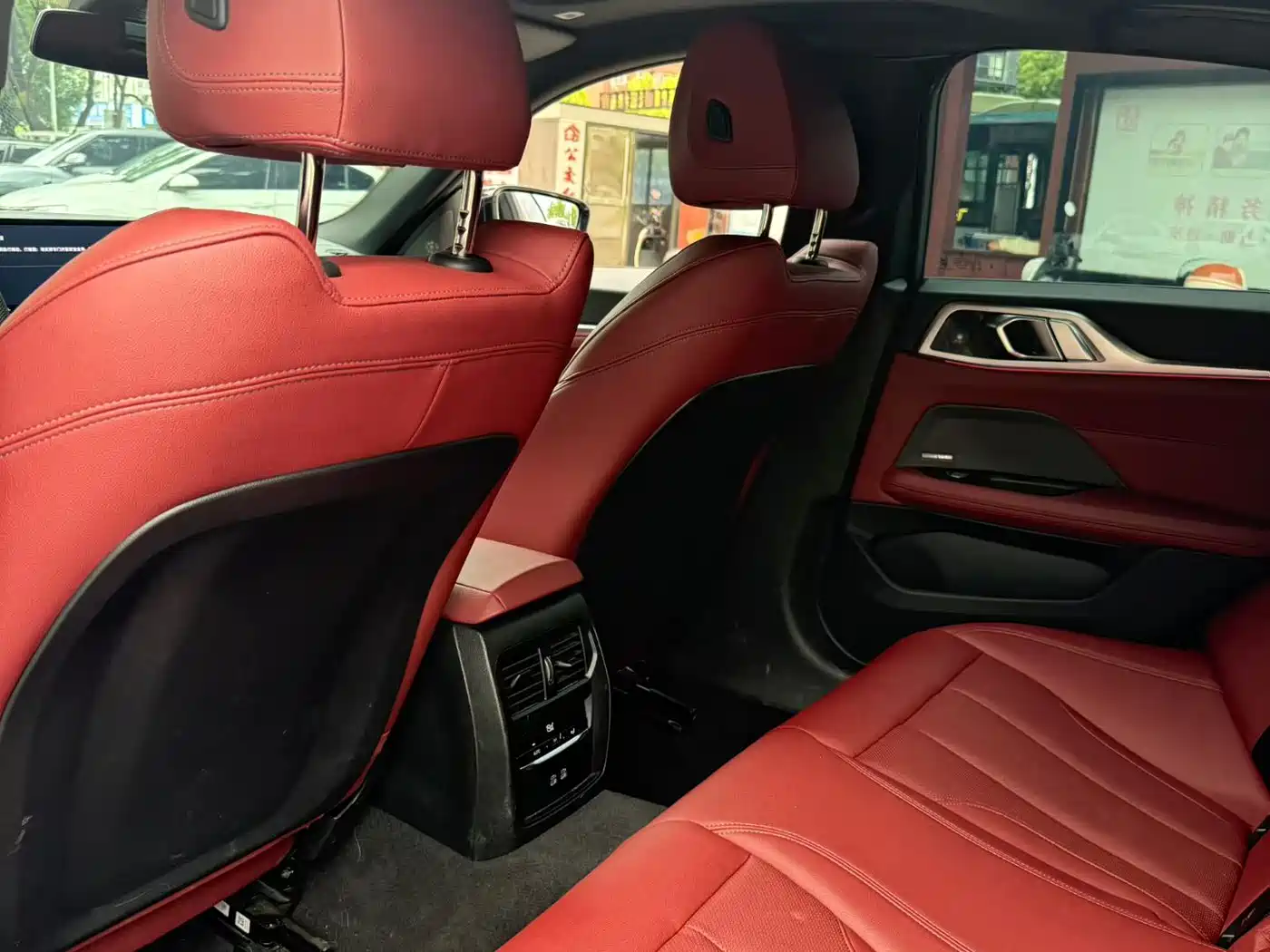 BMW 4 Series 2024 430i Gran Coupe M Sport Shadowline Package фото 6