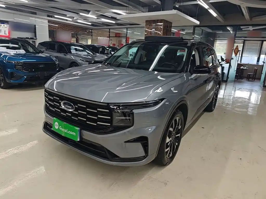 Фото 2 - Ford Edge