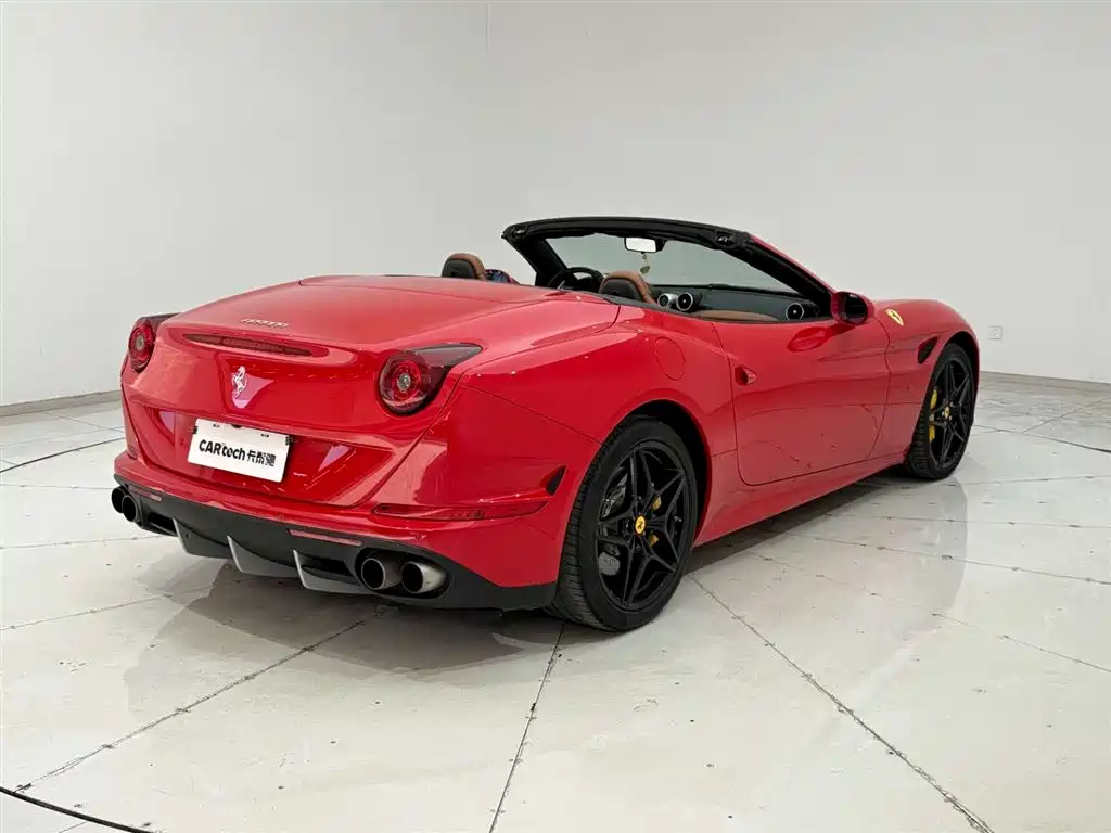 Ferrari California T 2015 2015 3.9T Standard