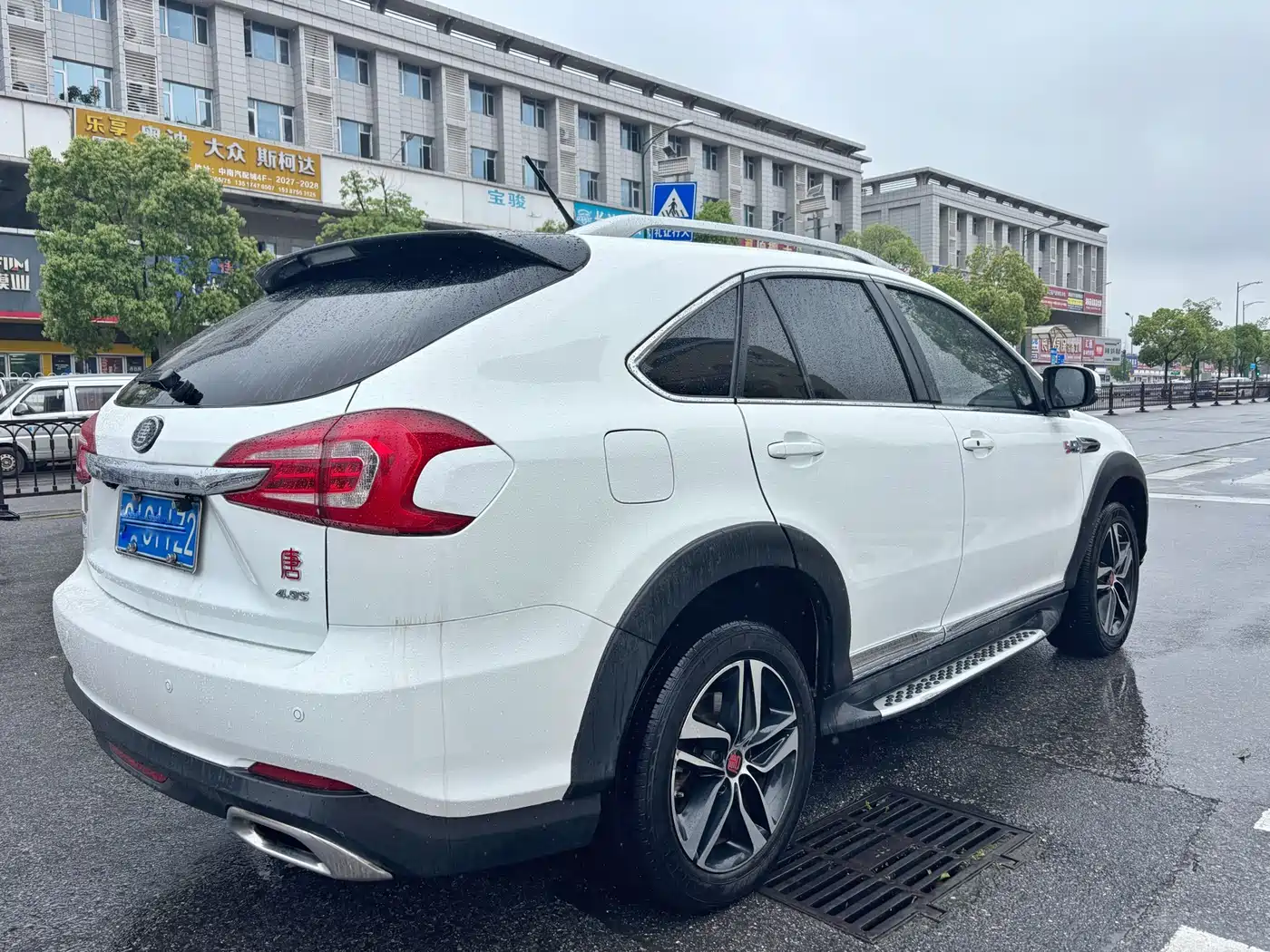BYD Tang New Energy 2015 2.0T 4WD Flagship фото 8