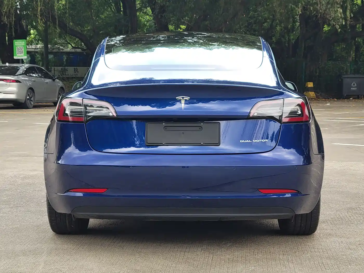 TESLA MODEL 3 (IMPORTED)