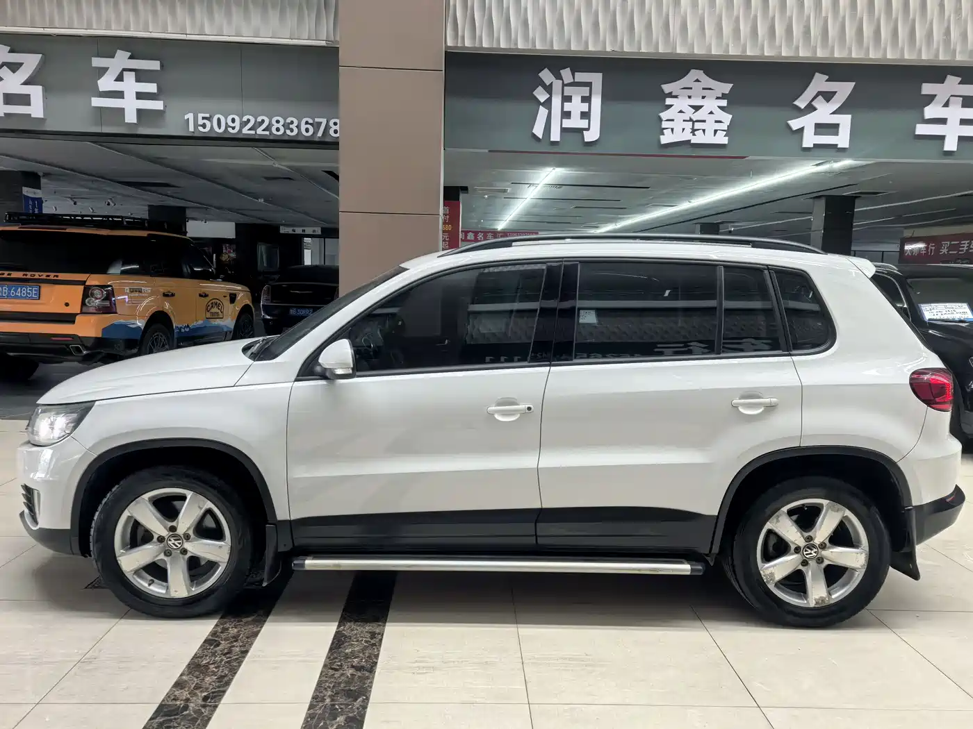 Фото 4 - Volkswagen Tiguan