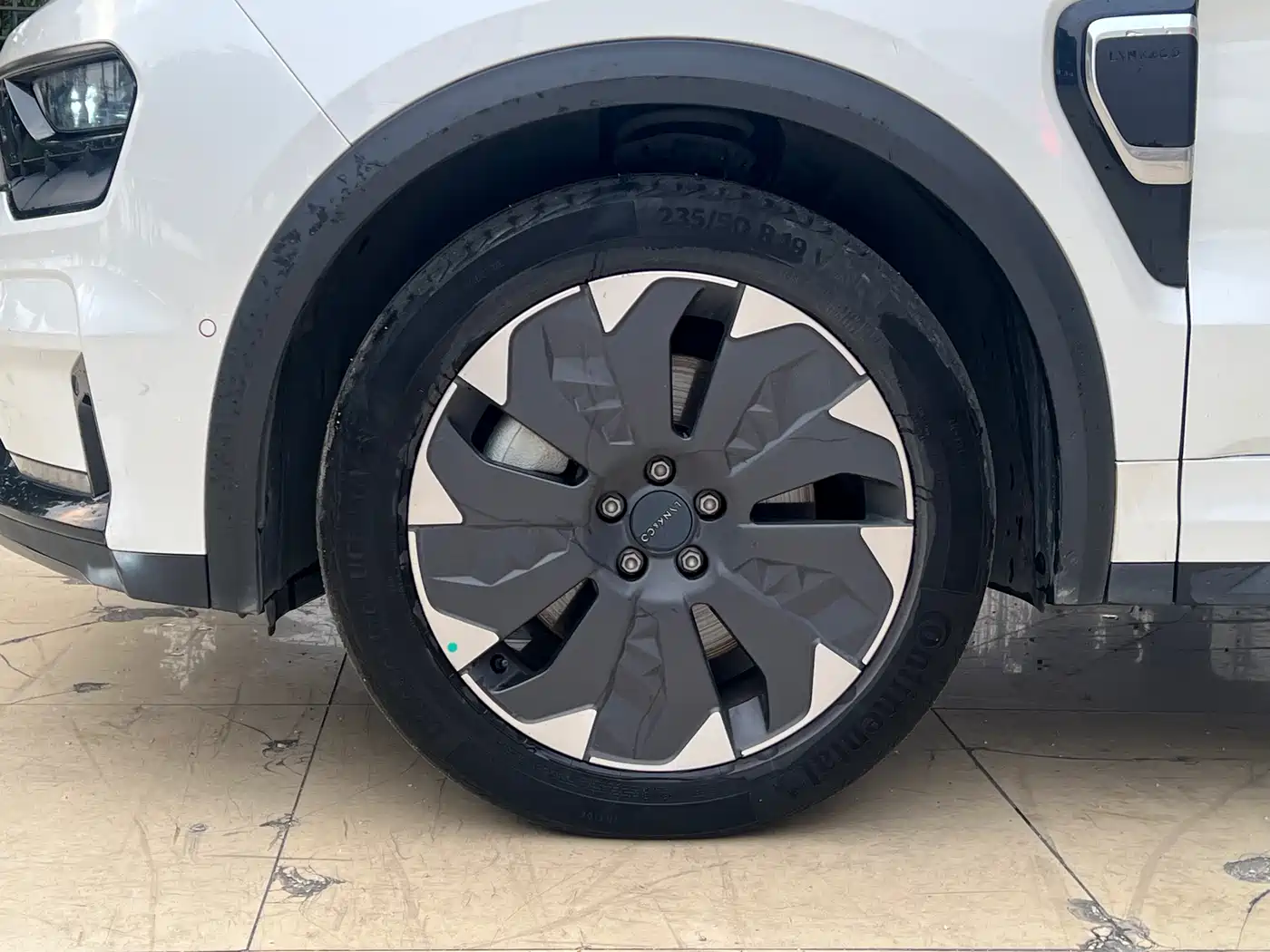 Lynk & Co 05 EM-P 2021 1.5TD PHEV HALO фото 5