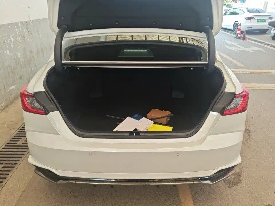 Toyota Camry 2025 2024 Model Dual Hybrid 2.0HXS Sport Plus Edition