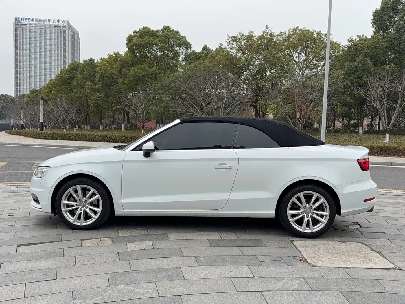 Audi A3 (Import) 2015 Cabriolet 40 TFSI фото 5