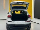 Photo 10 - Qoros 5