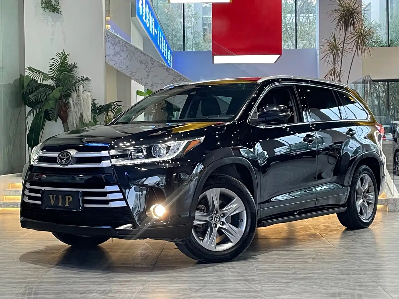 Toyota Highlander 2018 2.0T 4WD Luxury 7-seater (China V)