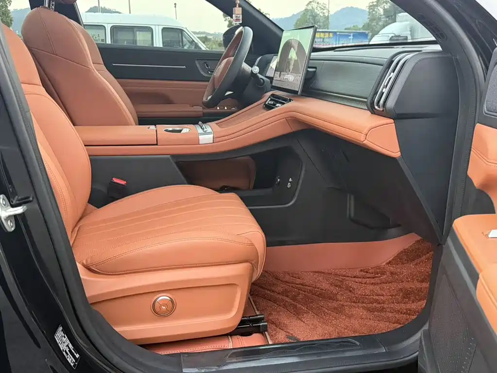 Jetour X70L 2026 2025 1.5T High Spec Edition 5-seater