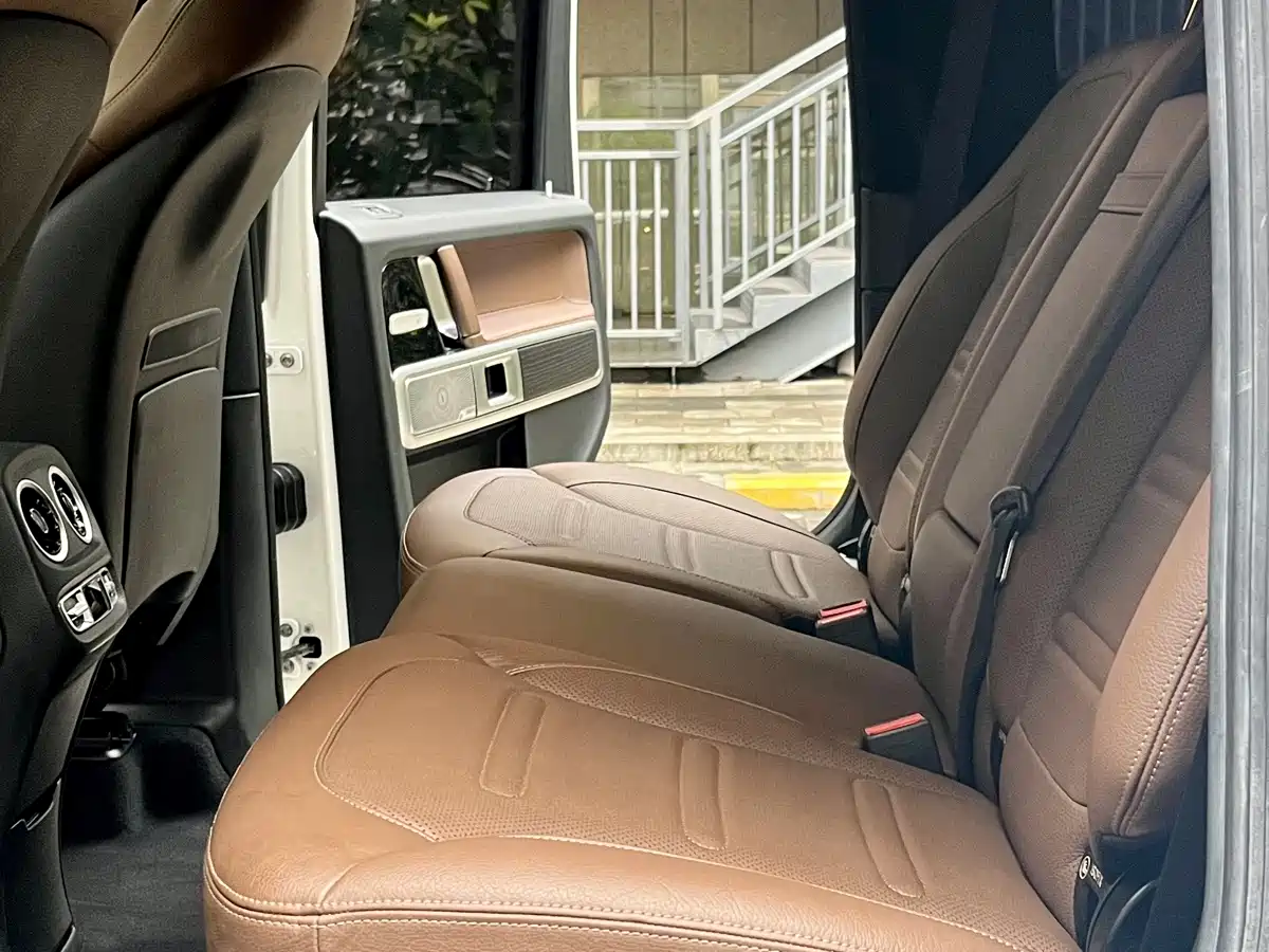 MERCEDES-BENZ G-CLASS