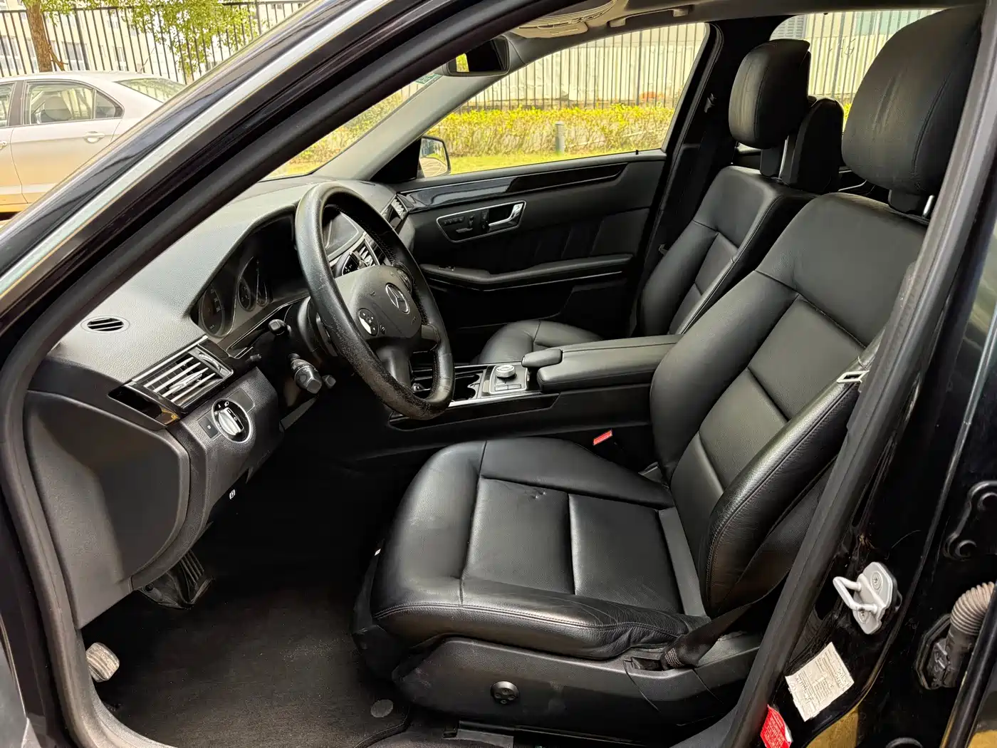 Mercedes-Benz E-Class 2011 2011 E 300 L Fashion Premium