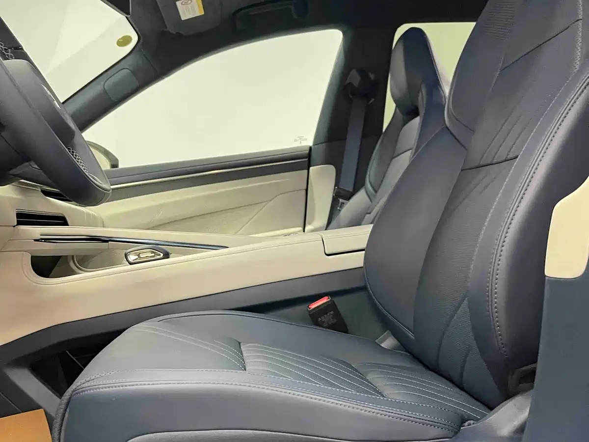 ZEEKR EXTREME KRYPTON 001