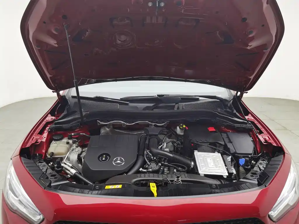 Mercedes-Benz GLA, миниатюра 6