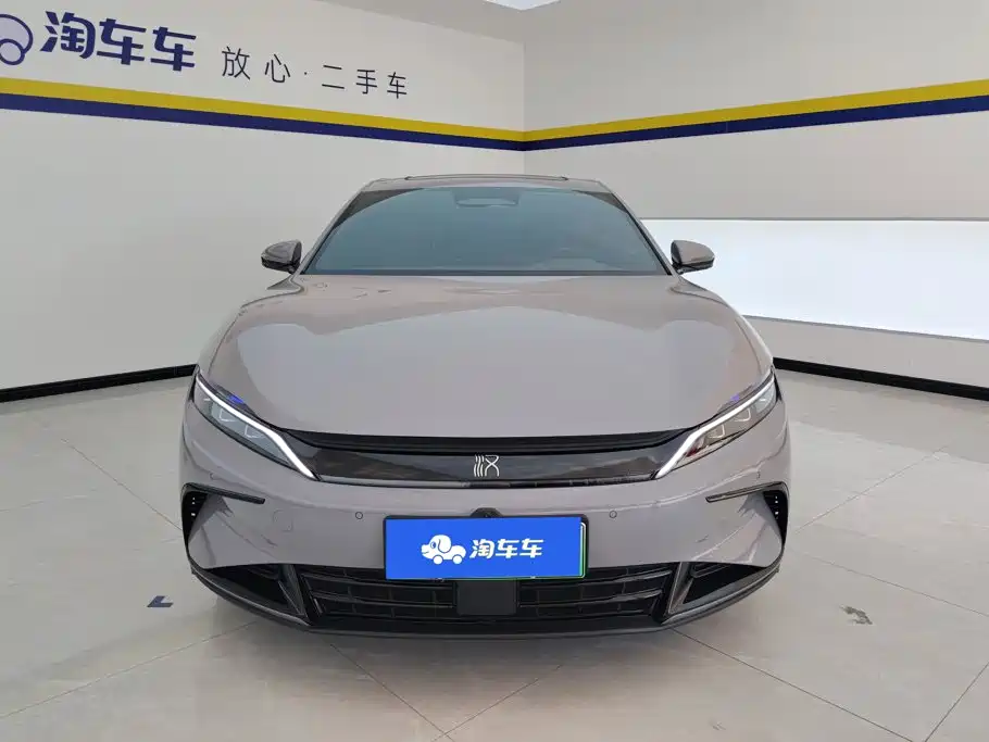 Фото 2 - BYD Han