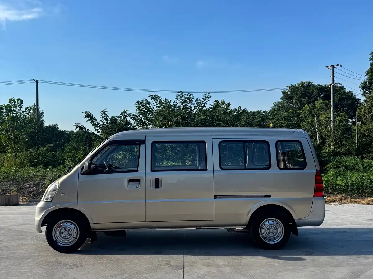 Wuling Motors Wuling Rongguang 2019 2019 1.5L extended basic model