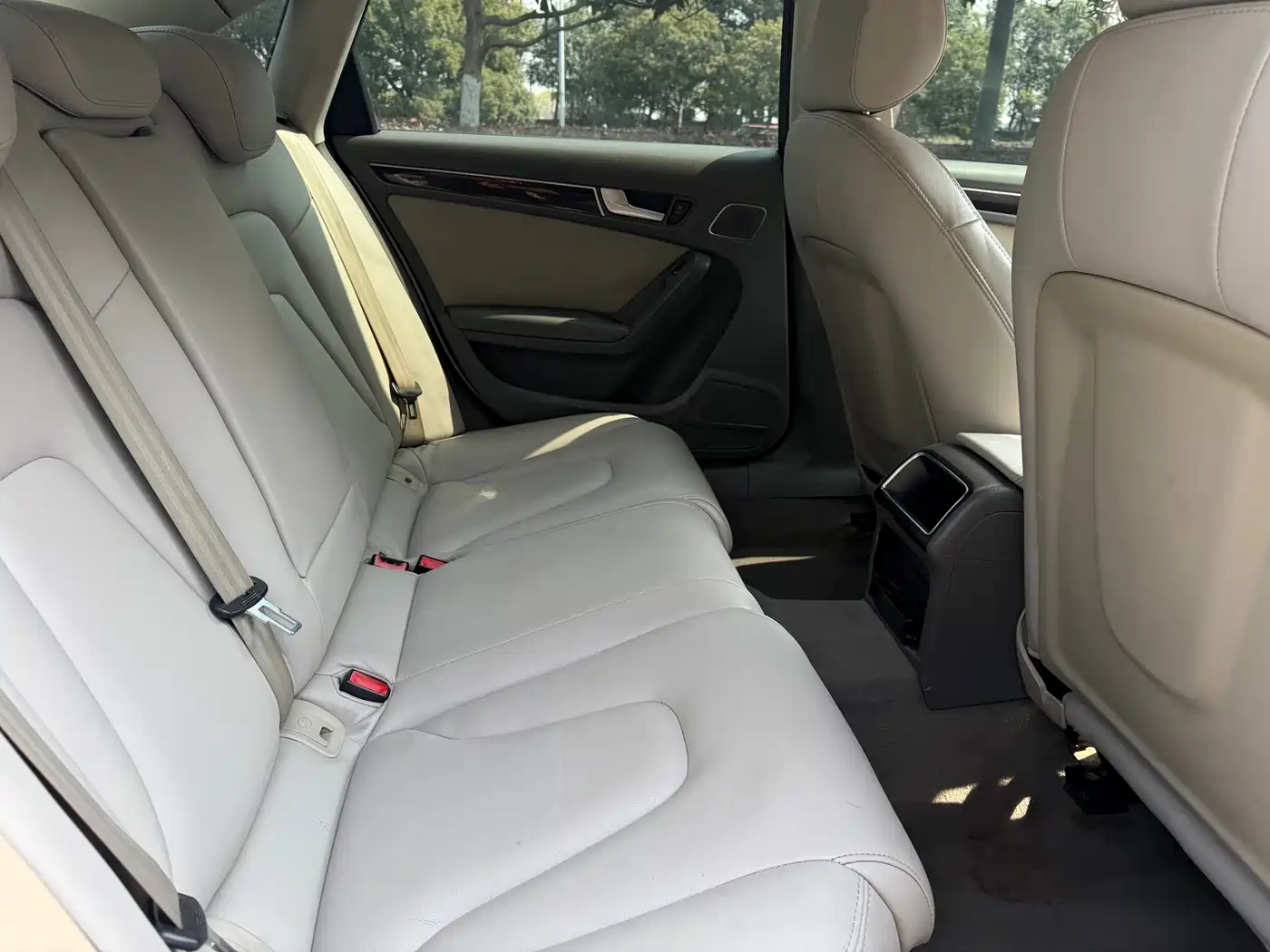Audi A4L 2012 2.0 TFSI Auto Comfort фото 11