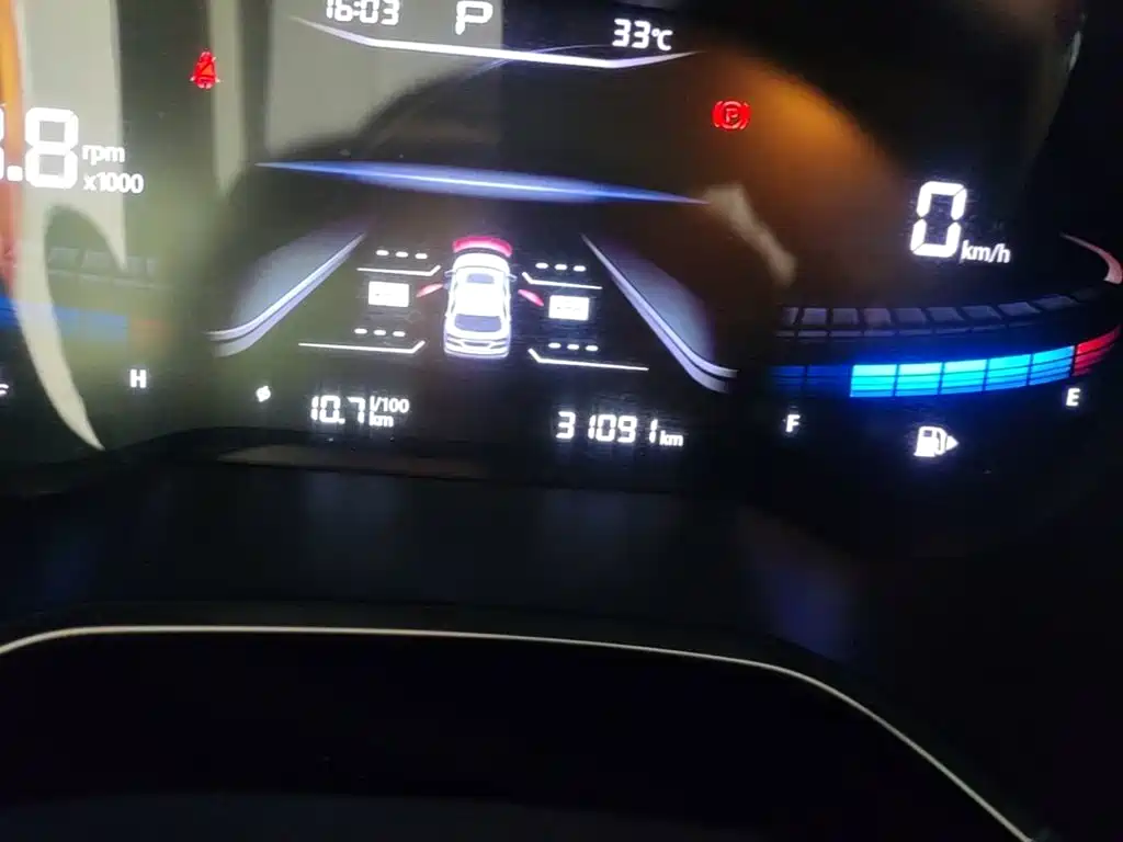 Besturn T33 2019 2019 1.6L Automatic Luxury China VI