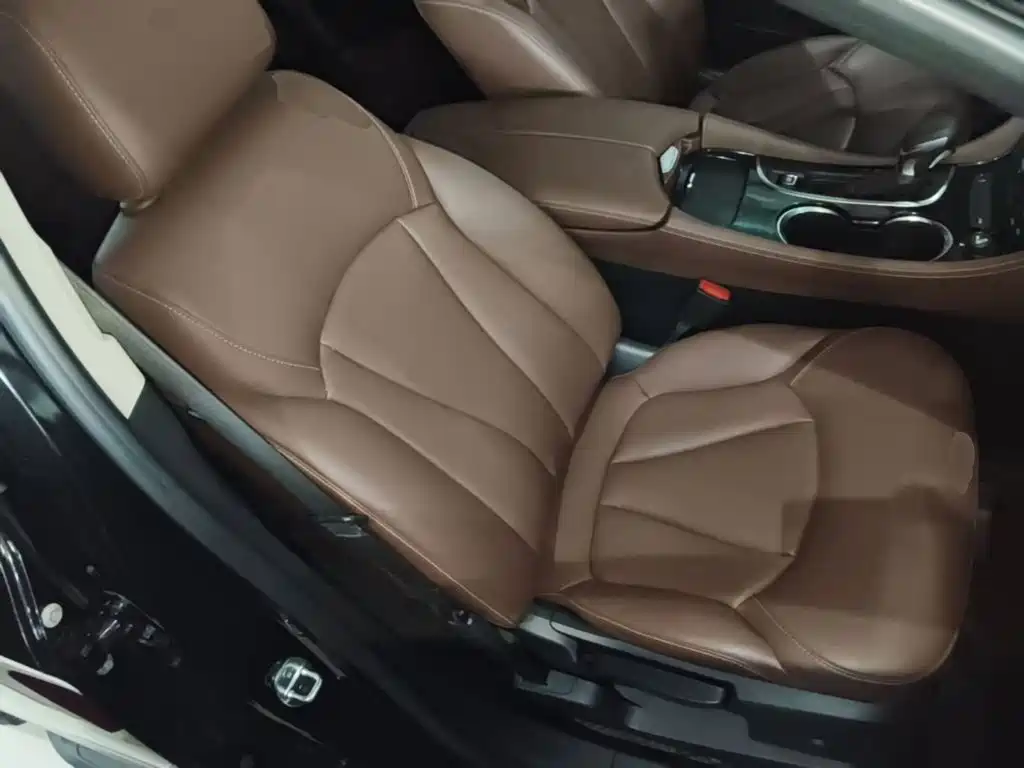 Фото 25 - Buick Envision Plus