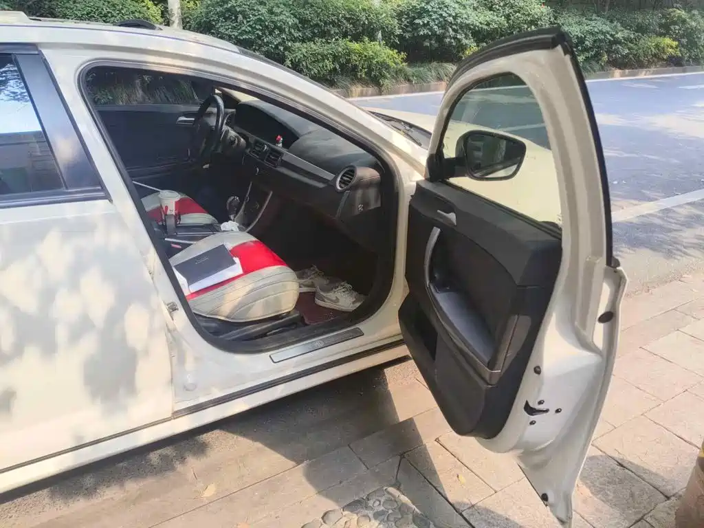 MG MG6 2012 2012 Hatchback 1.8L Auto Value Edition