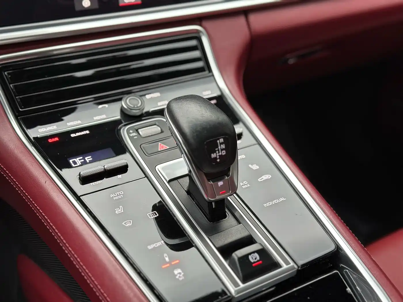 Porsche Panamera 2017 Panamera 3.0T фото 6