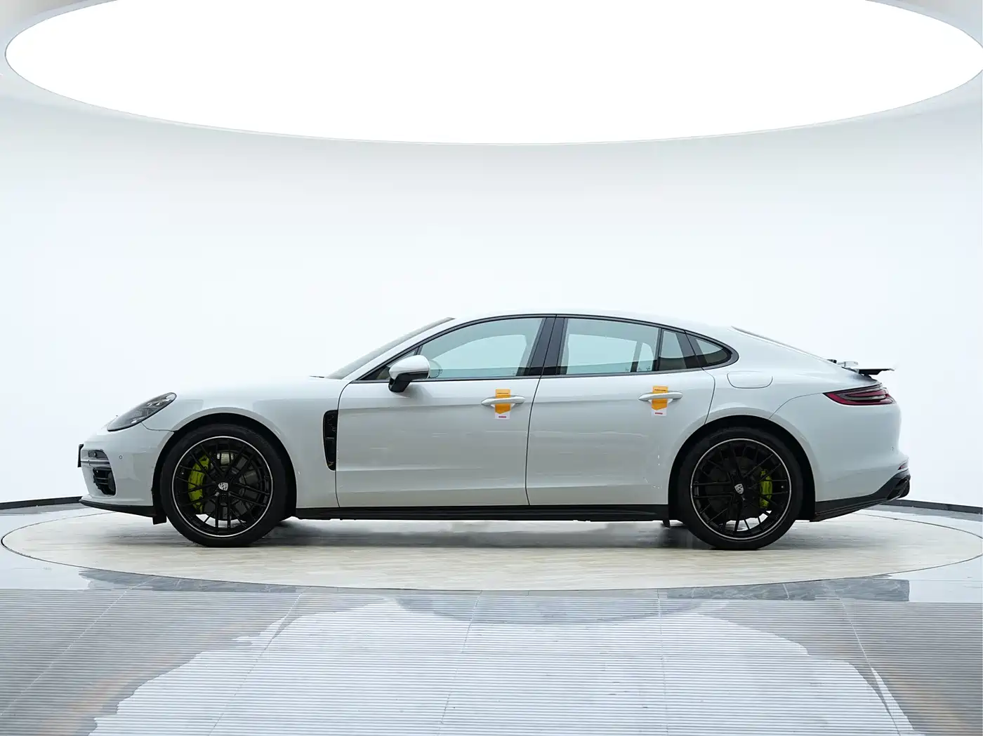 PORSCHE PANAMERA NEW ENERGY