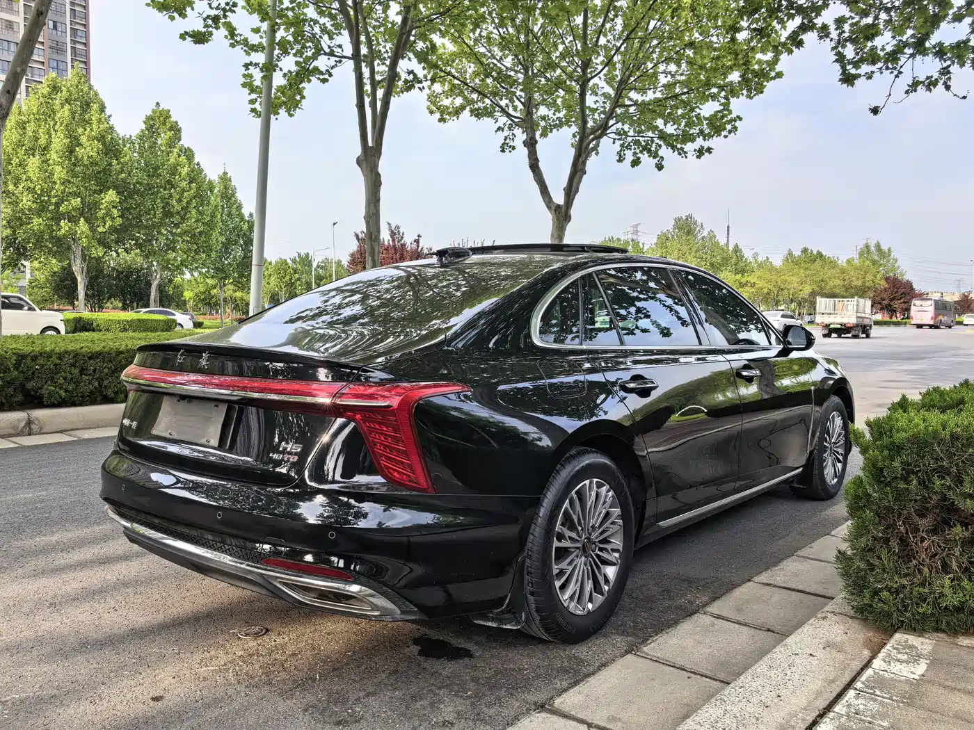 Hongqi H5 2023 2.0T Auto Smart Connect Flag Enjoy фото 7