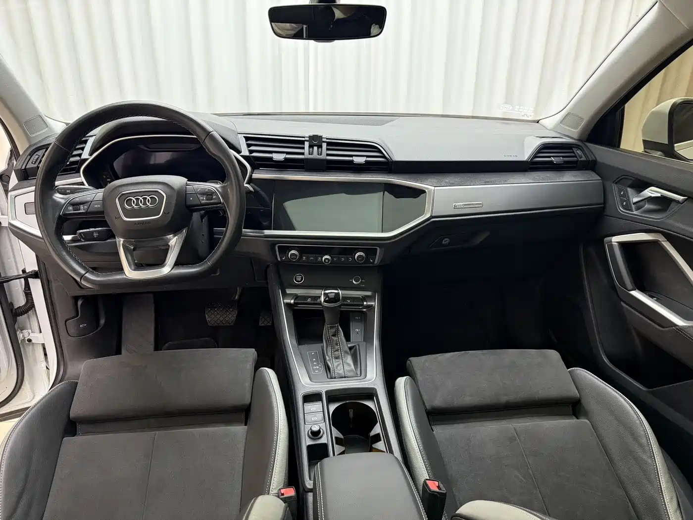 Audi Q3 2023 35 TFSI Fashion Dynamic (1.4T) фото 10