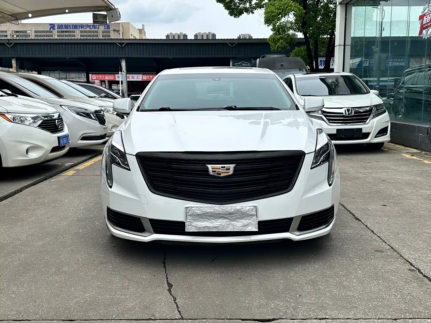 Cadillac XTS 2018 28T Technology фото 2