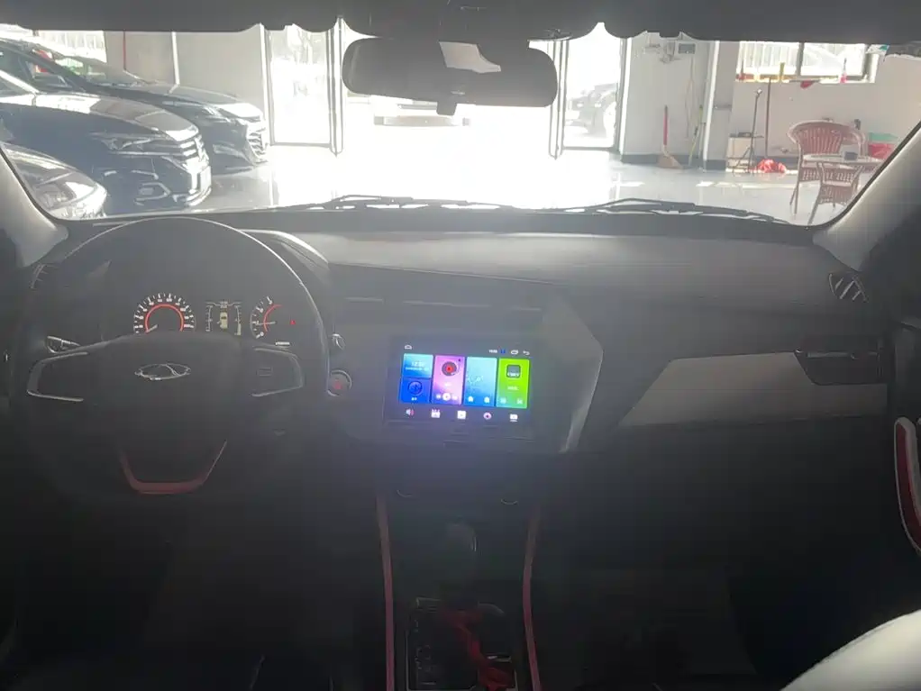 Фото 16 - Chery Tiggo 3x