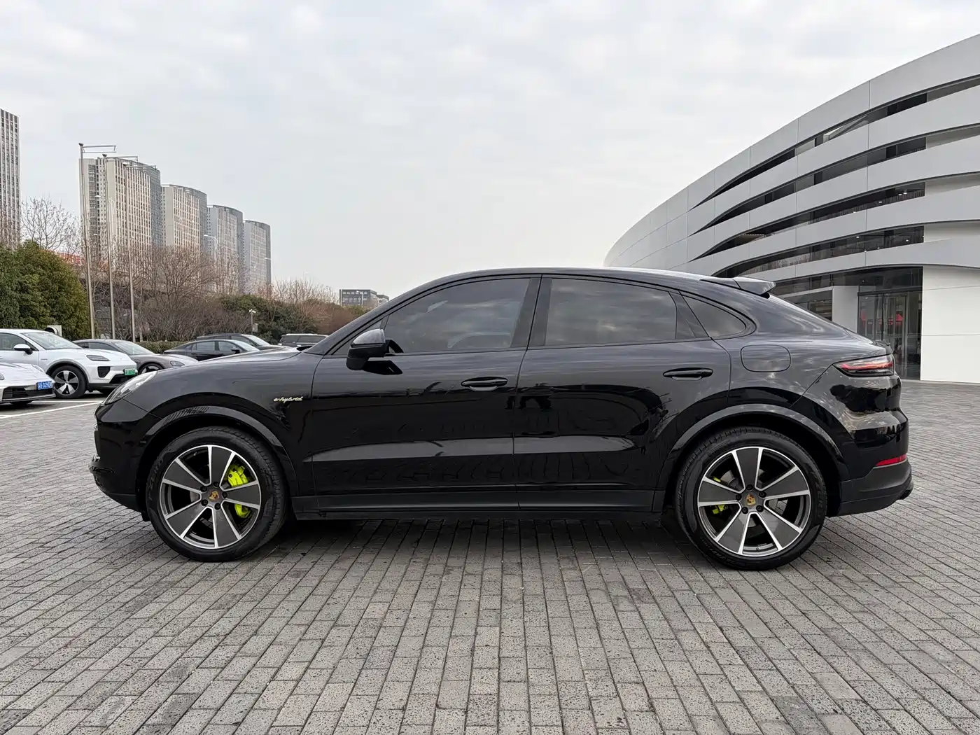 PORSCHE CAYENNE NEW ENERGY