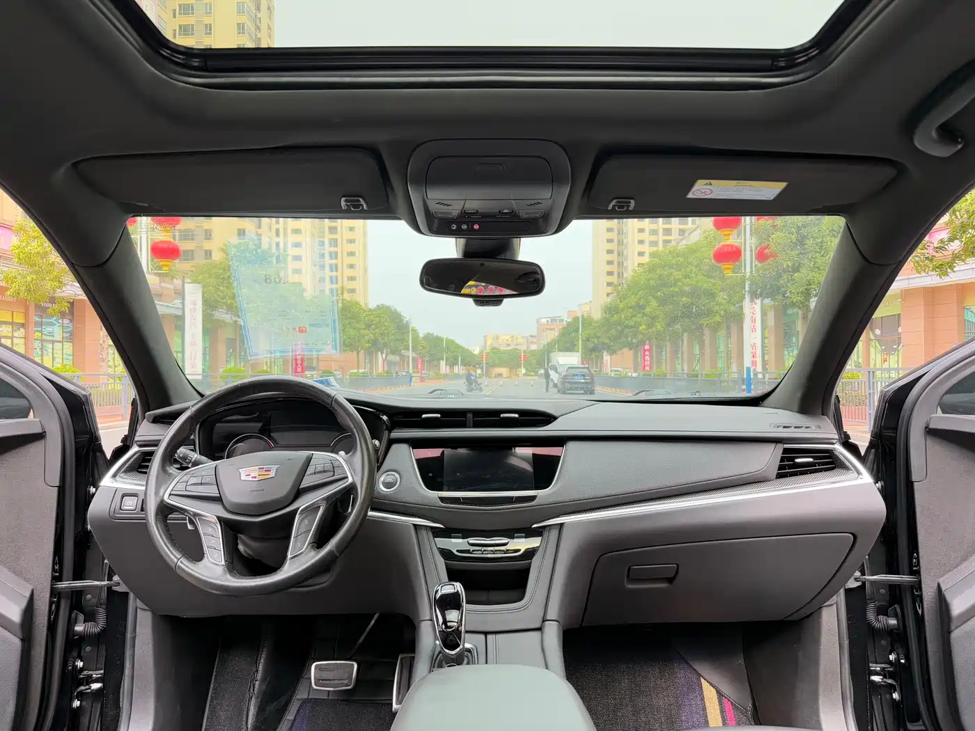 Cadillac XT5 2022 2.0T AWD Luxury (Hummingbird Edition) фото 31