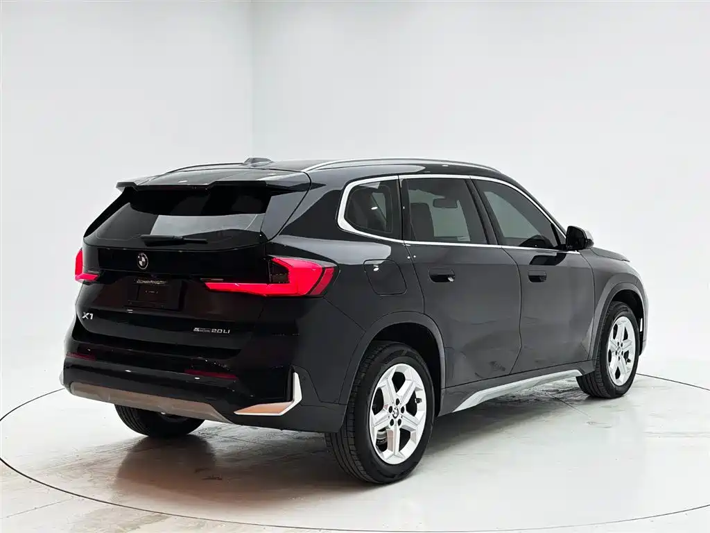 BMW X1 2023 sDrive20Li X Design Package фото 6