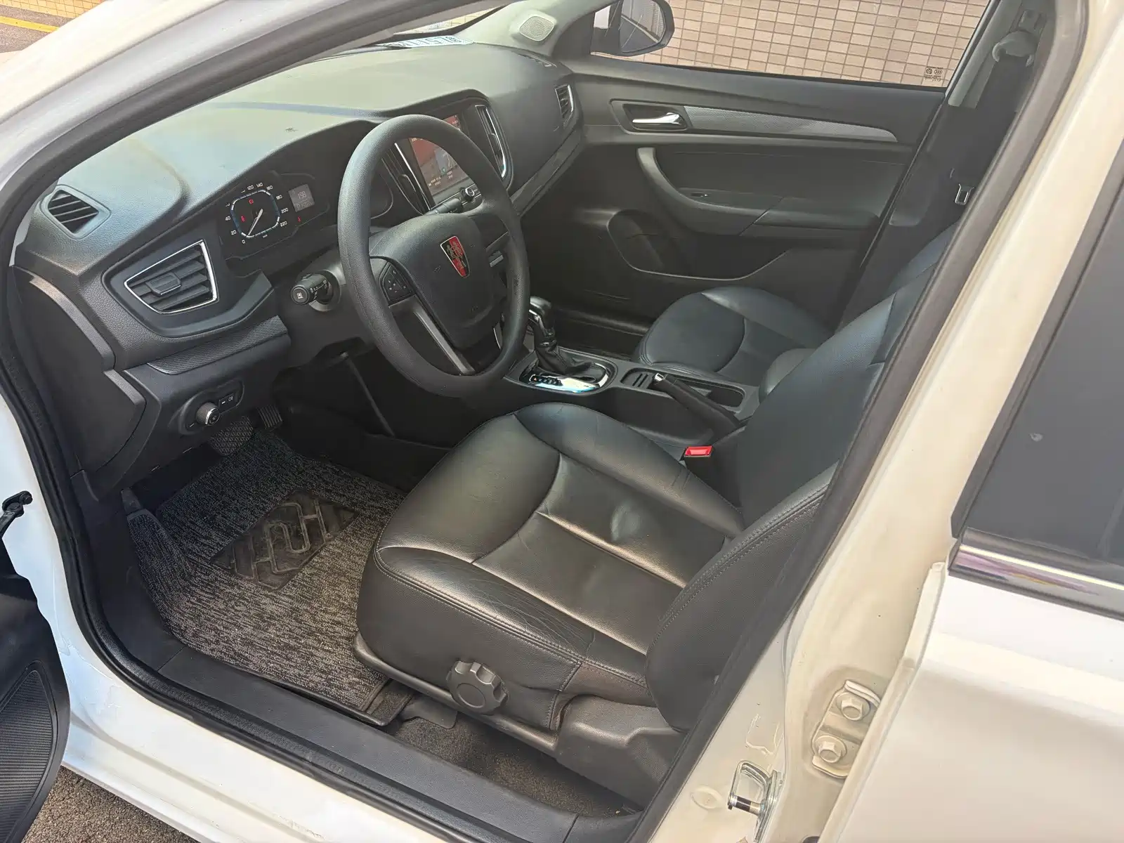 Photo 4 - Roewe 360