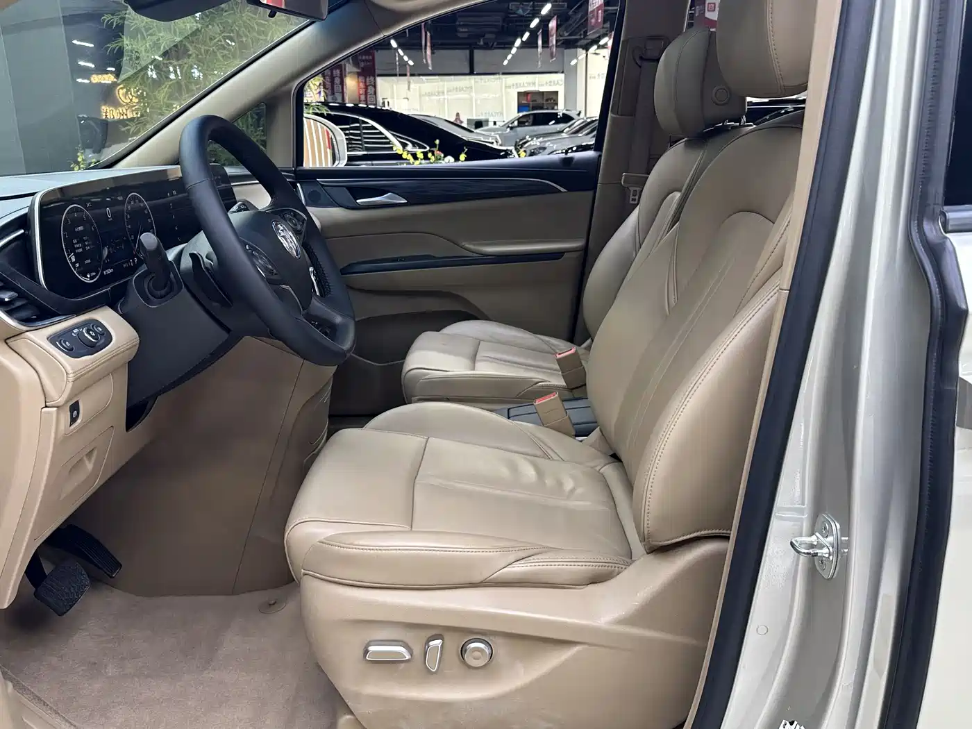 Buick GL8 2020 Model ES Landglory 653T Premium фото 7