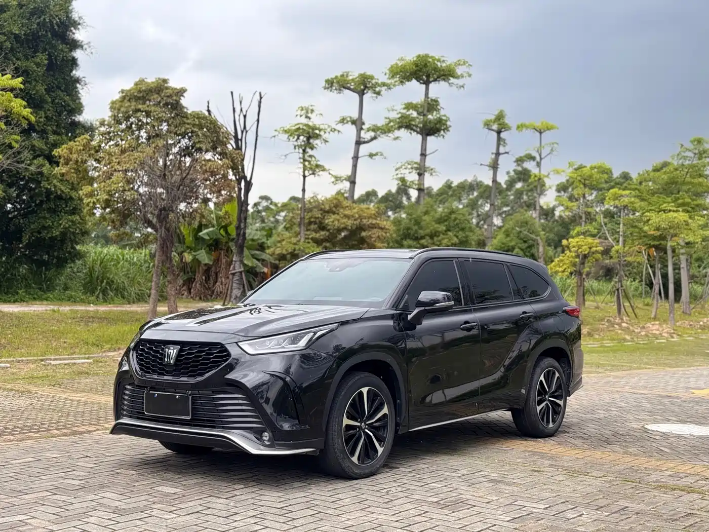 Toyota Crown Kluger 2023 2022 2.0T 4WD Dynamic Edition