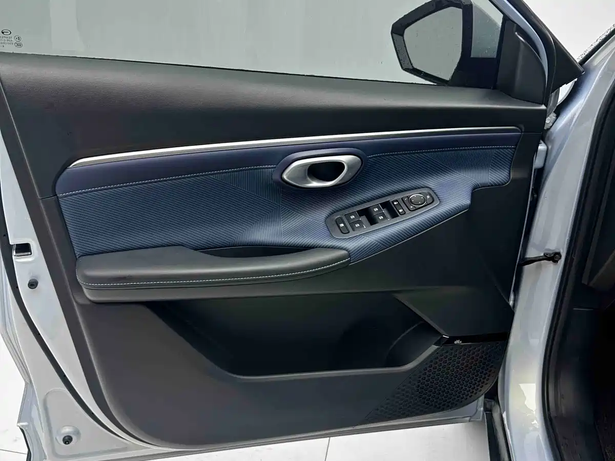 GAC TRUMPCHI GS3