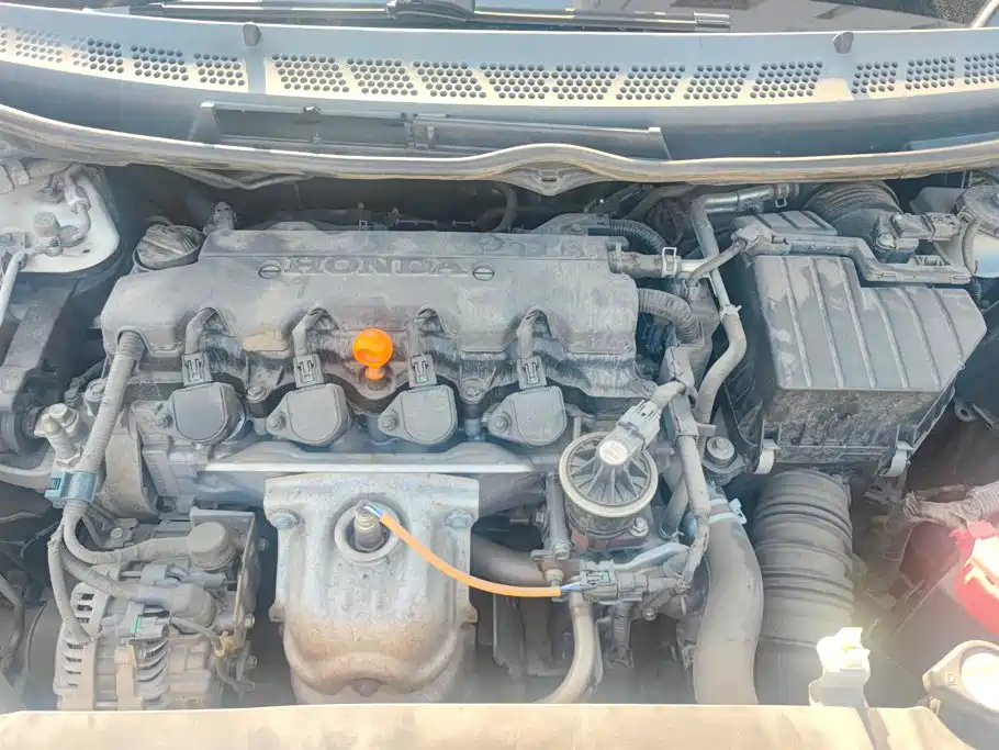 CIIMO CIIMO 2014 2012 1.8L Automatic