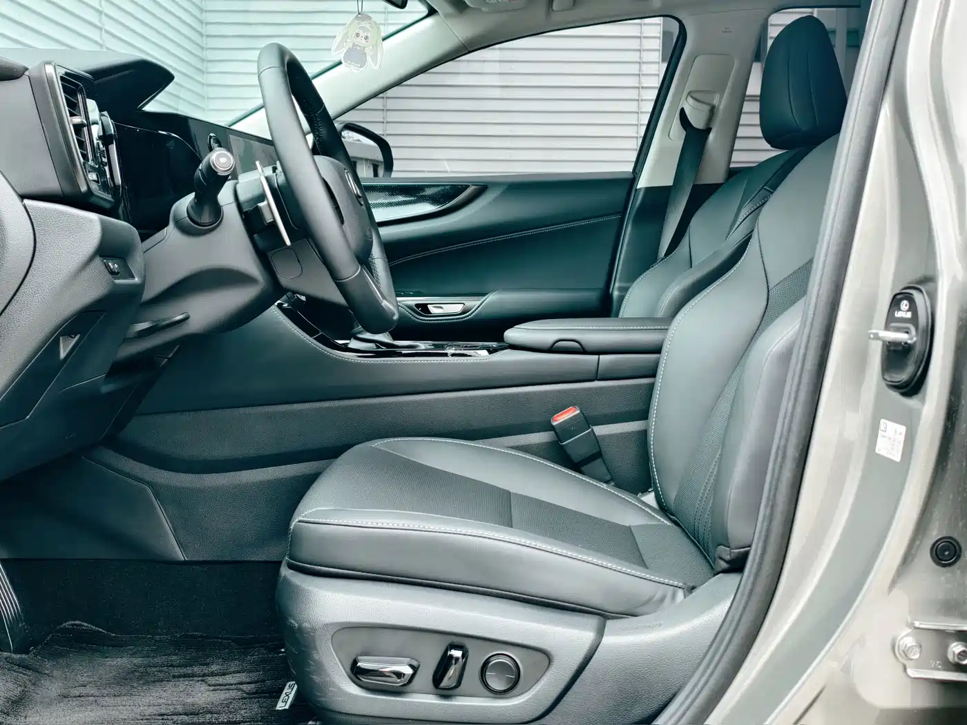 Lexus NX 2026 2025 Model 200 Base Version